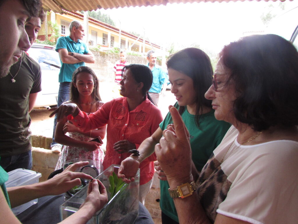 “Oi prazer, somos os Anfíbios!” Em Alto Santo Antônio