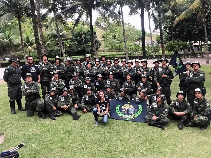 Projeto Caiman Ministra Capacitação Durante o Curso de Operações Táticas da Mata Atlântica no ES